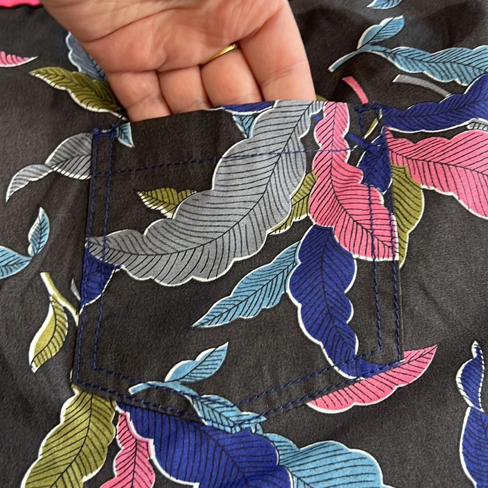 Boden board shorts, size 16 - Picture 8 of 9